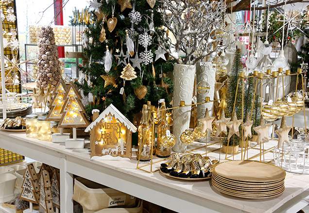 Alte Weihnachtsfabrik Inges Christmas Decor Neustadt b